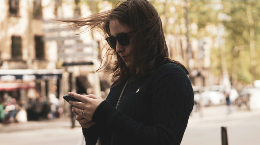 10 λόγοι που κάποιος απεχθάνεται να μιλάει στο τηλέφωνο